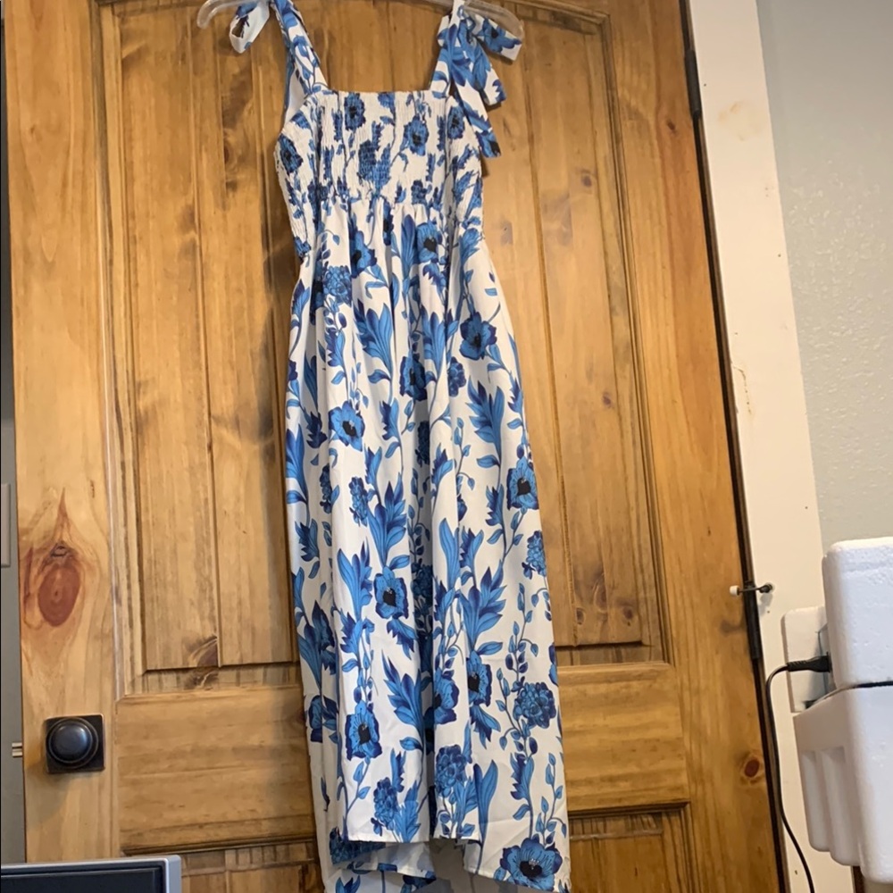 Floral Blue and White Women's Dress